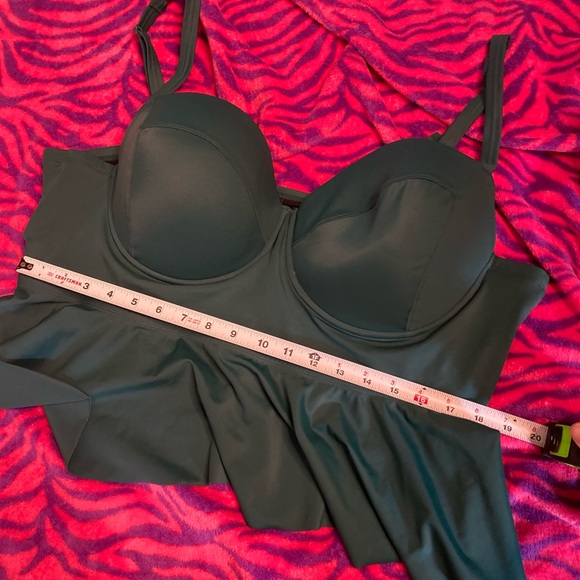 Dark green torrid swimsuit top - Picture 8 of 9